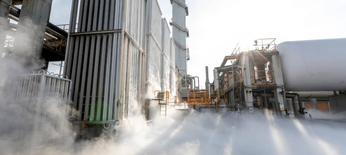 Cold boxes cooling tanks